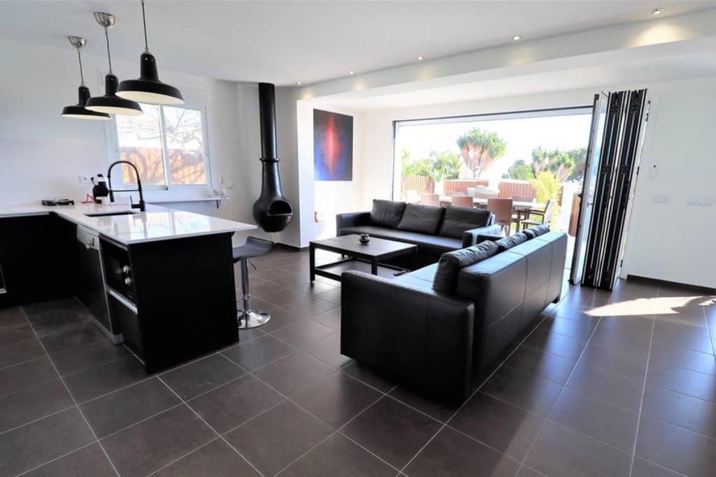 Hoyo 19 Villa Marbella Bagian luar foto